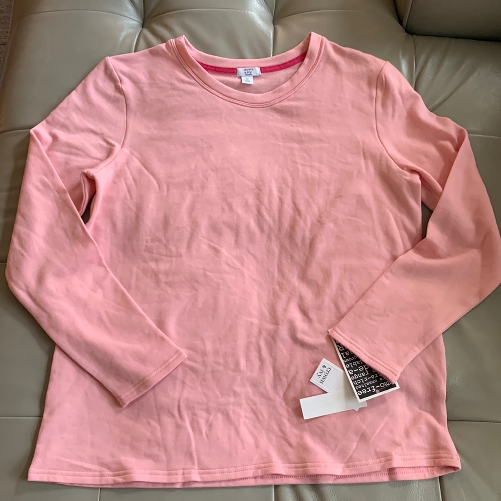 Crown& ivy women sweater